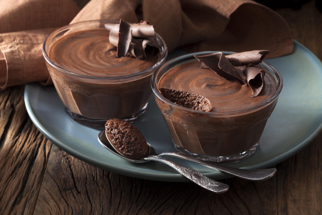 Como Criar Suas Próprias Sobremesas Fit: Guia Prático para Iniciante